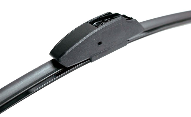 Щетка стеклоочистителя (бескаркасная, 1шт) для TOYOTA YARIS (2011-2022) DENSO DFR-013 Щетка стеклоочистителя (бескаркасная, 1шт) для TOYOTA YARIS (2011-2022) DENSO DFR-013